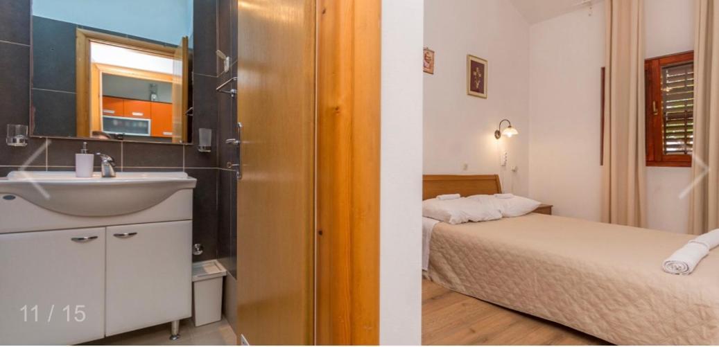 Kuca Za Odmor Villa Sveti Filip i Jakov Ngoại thất bức ảnh